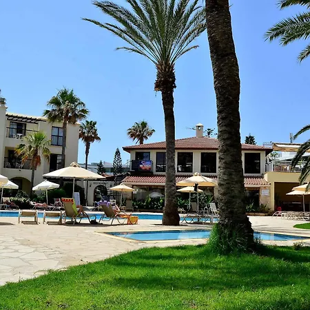 Hotel apartamentowy Panareti 3*