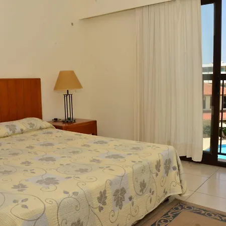 Panareti Hotel apartamentowy 3*