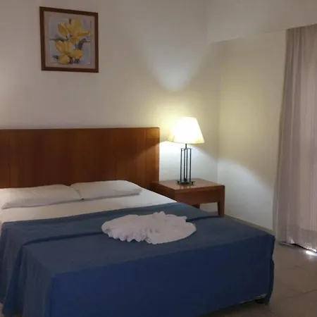 Hotel apartamentowy Panareti