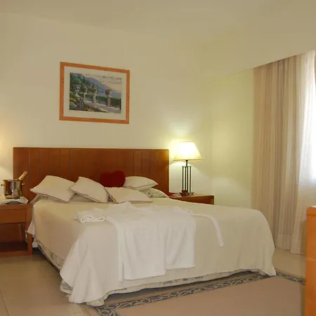 Hotel apartamentowy Panareti 3*