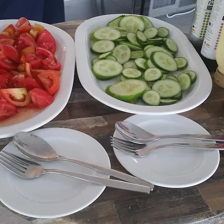 Panareti 公寓式酒店 Paphos
