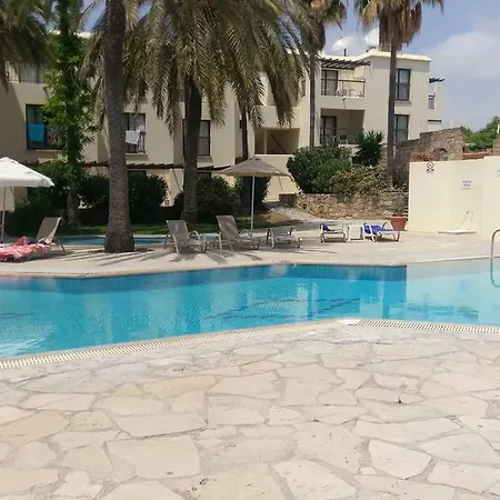 Hotel apartamentowy Panareti